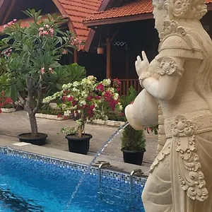Гостевой дом Uli Wood Villa, Bali - Near Gwk, Джимбаран